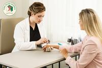 <a href="/benh-pho-bien/benh-ngoai-da" title="Ngoài da" rel="dofollow">Ngoài da</a>