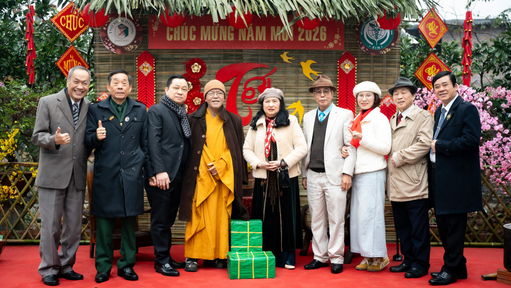 Nhà thuốc được đông đảo chuyên gia, nhà khoa học hỗ trợ và vấn vấn