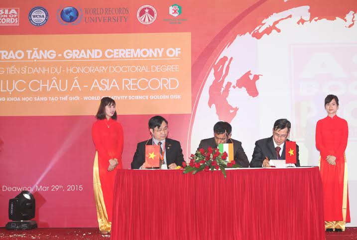 Lương y Việt chữa trị cho bệnh nhân ở nhiều quốc gia nhất nhận kỷ lục Châu Á