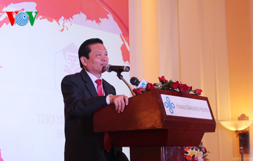 Lương y Phùng Tuấn Giang nhận Kỷ lục châu Á, Đĩa vàng Khoa học, nam y